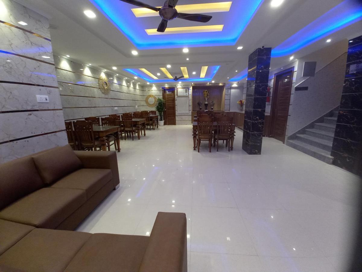 Hotel Festival Mahipalpur Delhi Airport - Near Delhi Aerocity 新德里 外观 照片