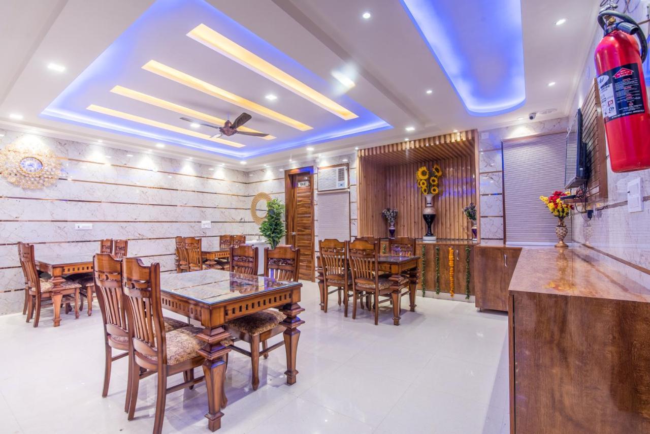 Hotel Festival Mahipalpur Delhi Airport - Near Delhi Aerocity 新德里 外观 照片